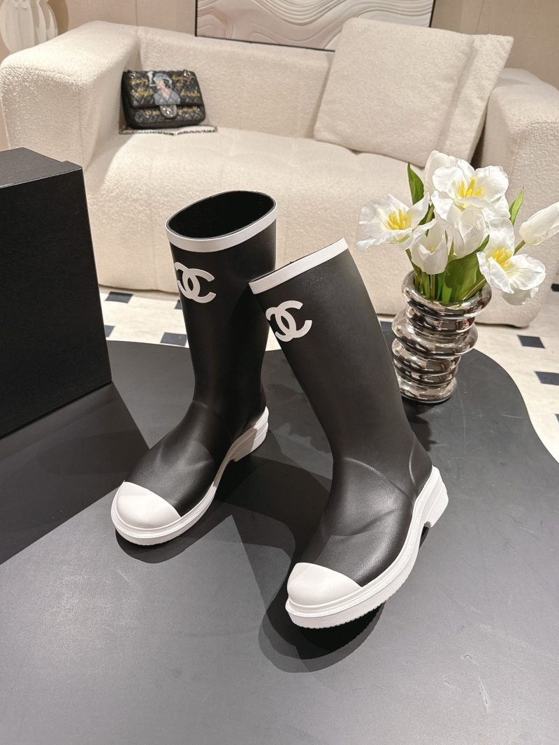 Ch**el boots